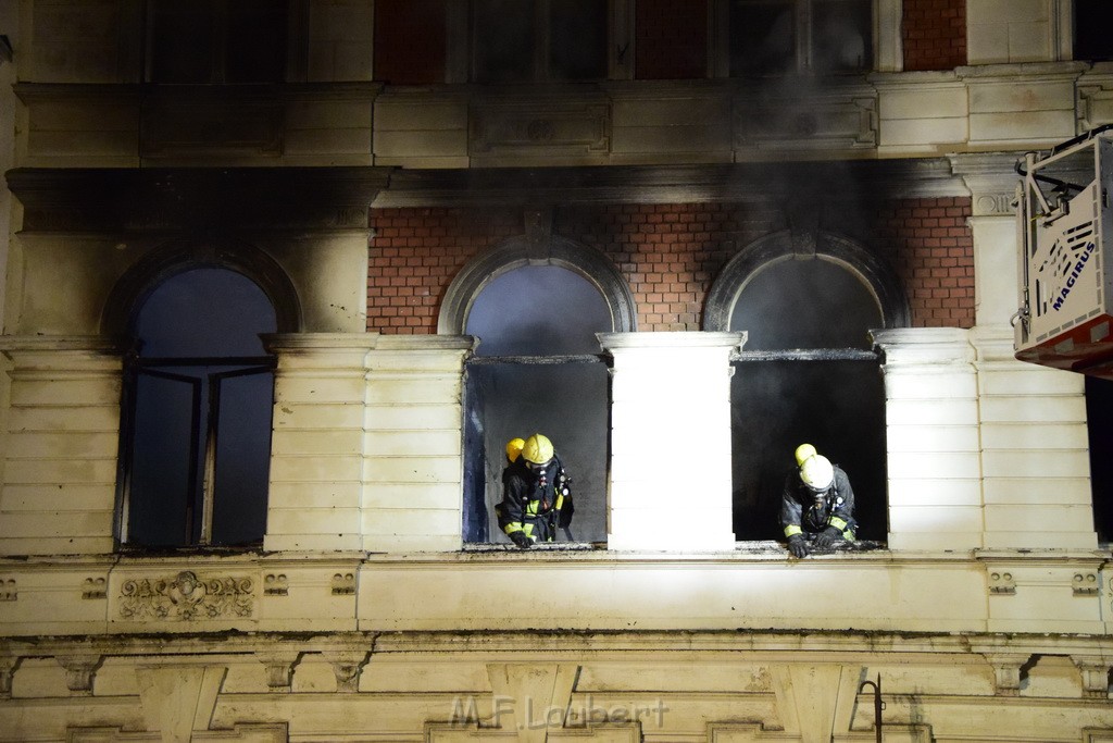 Feuer 2 Y Koeln Ehrenfeld Everhardtstr P198.JPG - Miklos Laubert